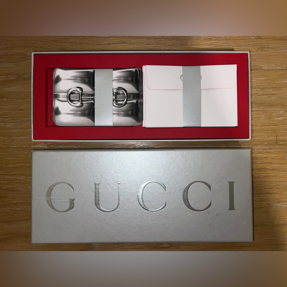 Gucci Metallic Silver Horse Bit Holiday Cards with box